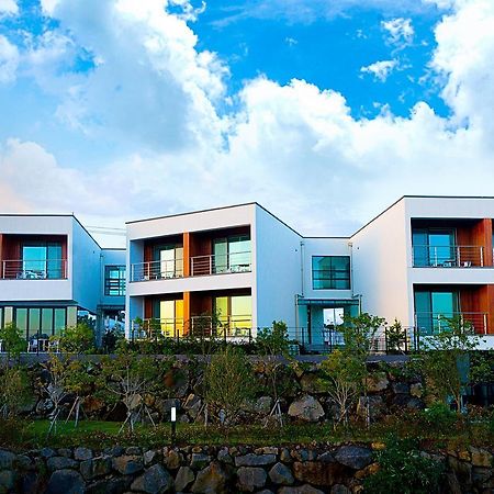 Dorami Pension Seogwipo Eksteriør billede